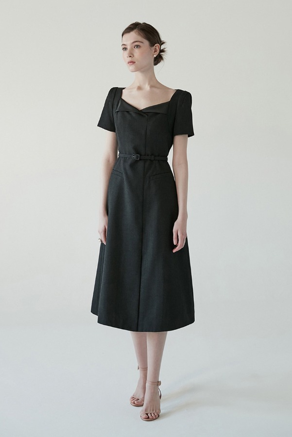 [김민정 착용]SERENA Satin collar A-line dress (Black)