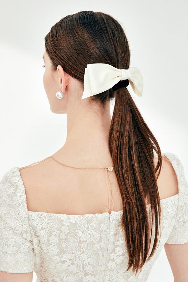LYDIA Ribbon hair pin (Ivory / Black)